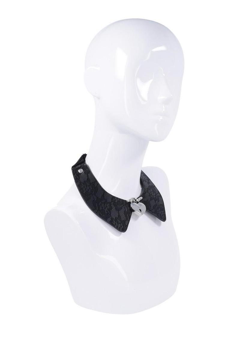 Sex and Mischief Heartbound Lace Day Collar